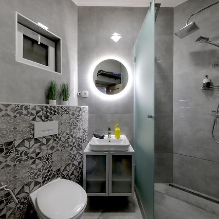 Lovely 2-Bedroom Apartment In Centre Of Pressburg Exterior foto